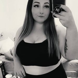 Meet your Posher, Alicia